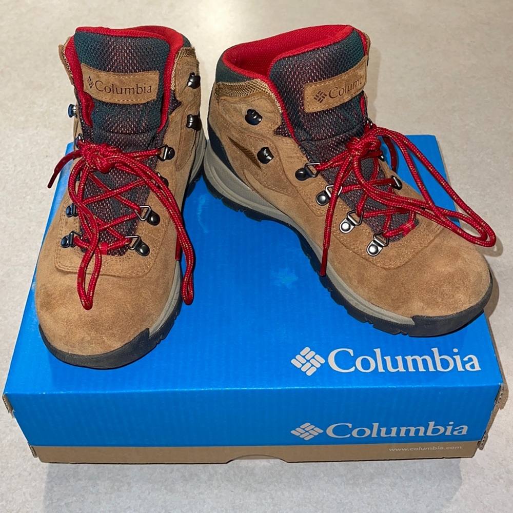 Newton Ridge Plus Waterproof Columbia Hiking Boots